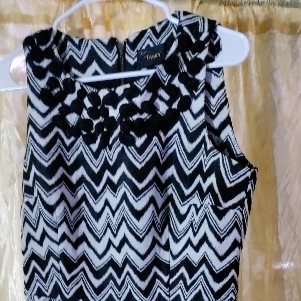 Just Taylor Black and White Cocktail Dress